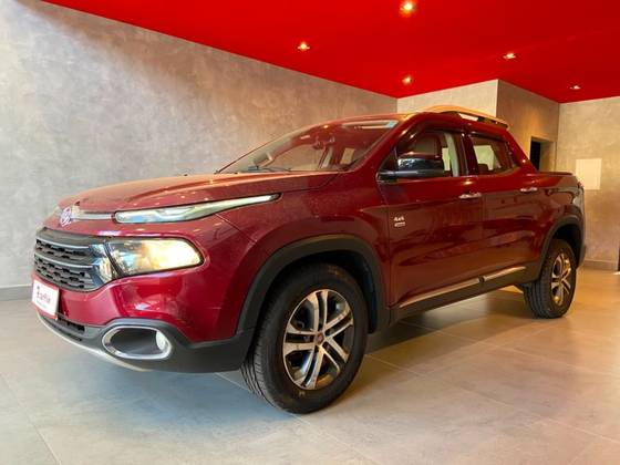 FIAT TORO 2.0 16V TURBO DIESEL VOLCANO 4WD AT9 FIAT TORO 2.0 16V TURBO DIESEL VOLCANO 4WD AT9
